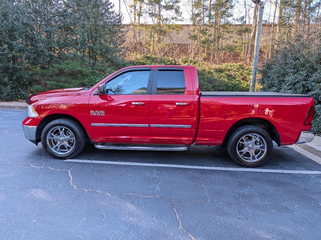 RAM 1500 2WD Quad Cab 140.5" SLT 2013