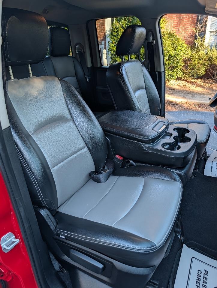 RAM 1500 2WD Quad Cab 140.5" SLT 2013