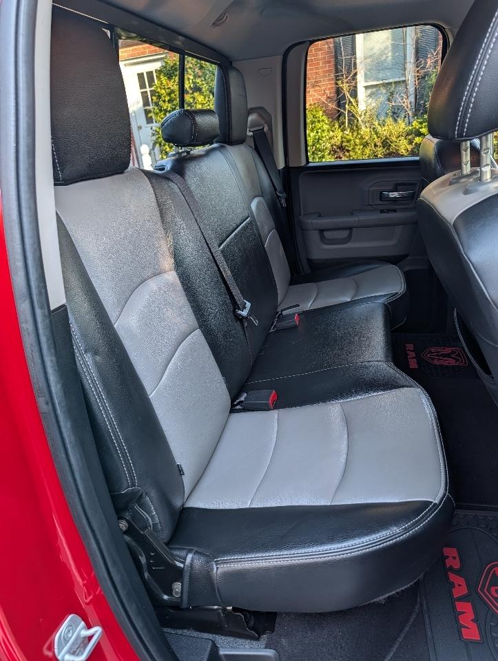 RAM 1500 2WD Quad Cab 140.5" SLT 2013