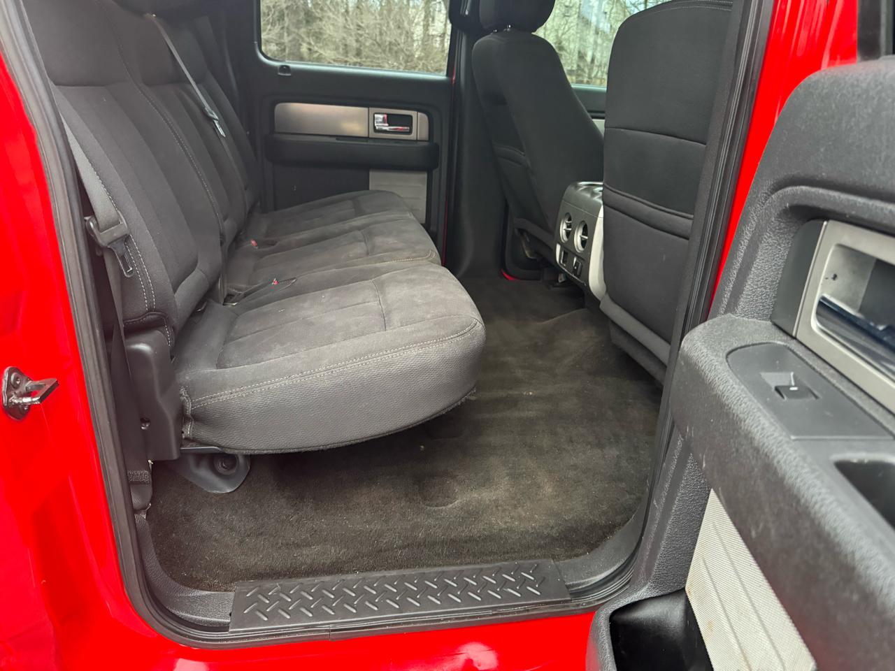 Ford F-150 4WD SuperCrew 145" Platinum 2013