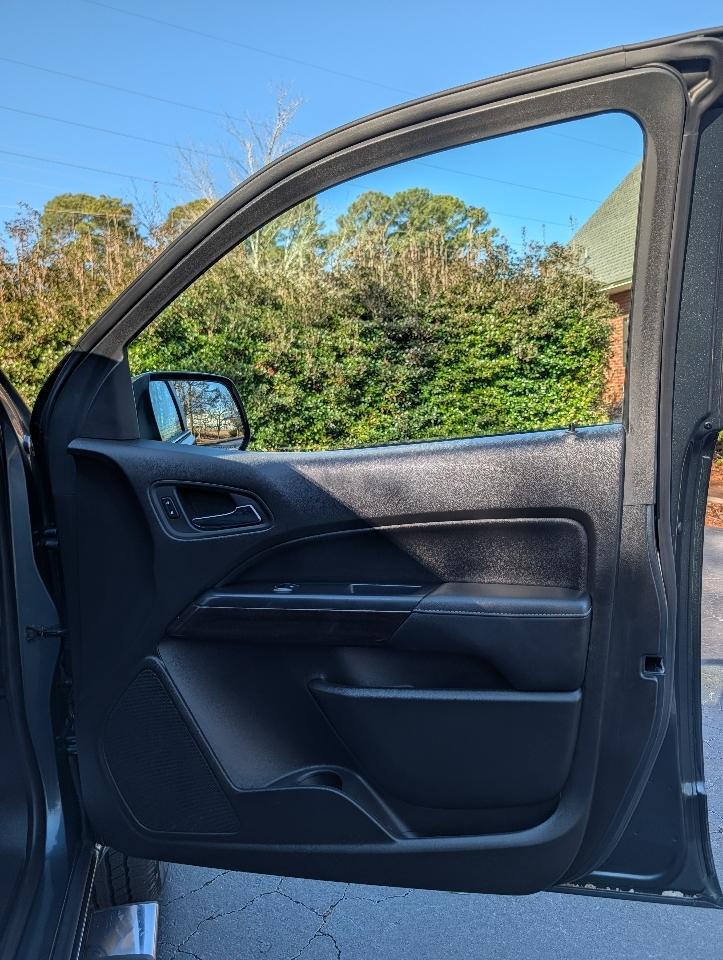 GMC Canyon 4WD Crew Cab 140.5" SLT 2015