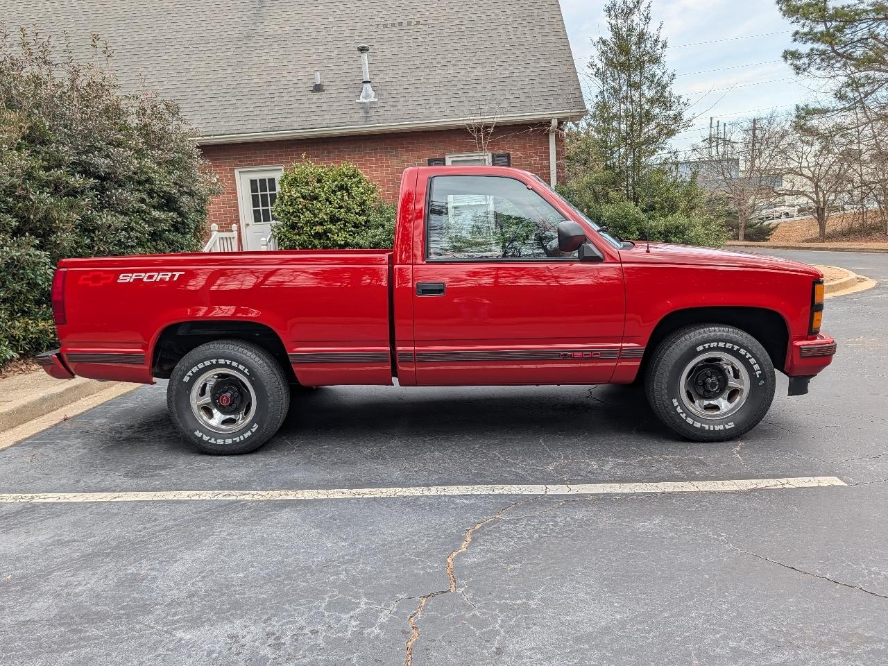 Chevrolet 1500 Reg Cab 117.5" 1990