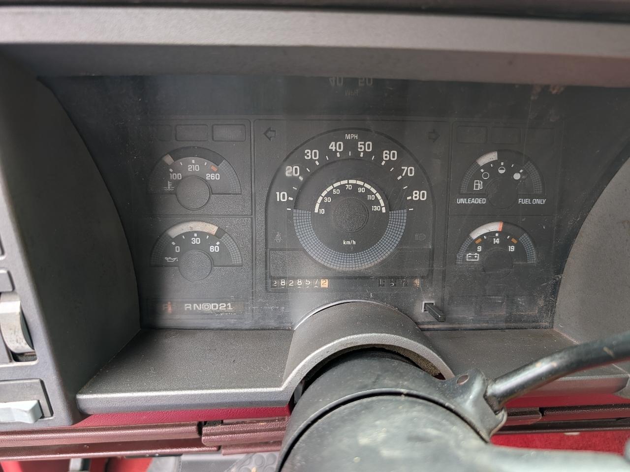 Chevrolet 1500 Reg Cab 117.5" 1990