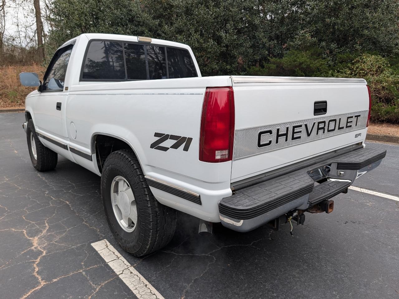 Chevrolet 1500 Reg Cab 117.5" 4WD 1990