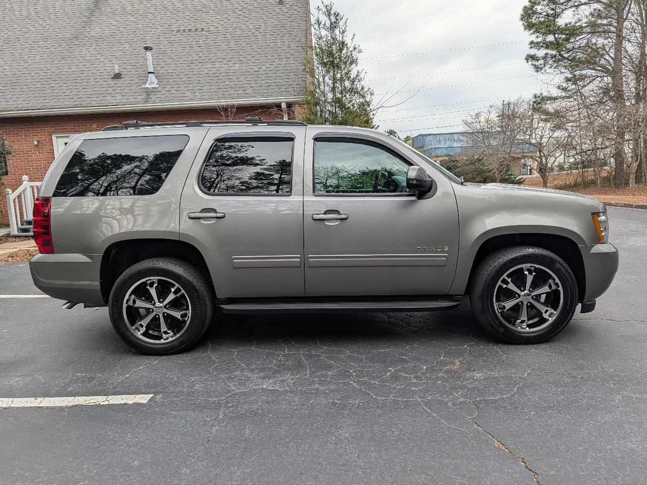 Chevrolet Tahoe 2WD 4dr 1500 LS 2012