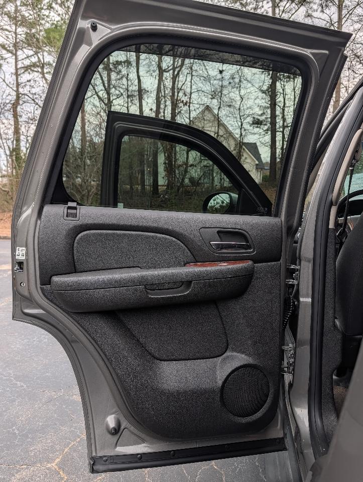 Chevrolet Tahoe 2WD 4dr 1500 LS 2012