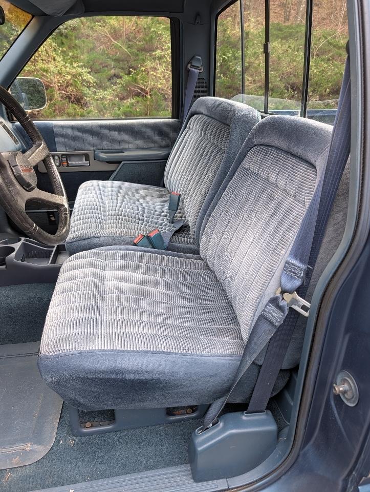 Chevrolet 1500 Reg Cab 117.5" 1991