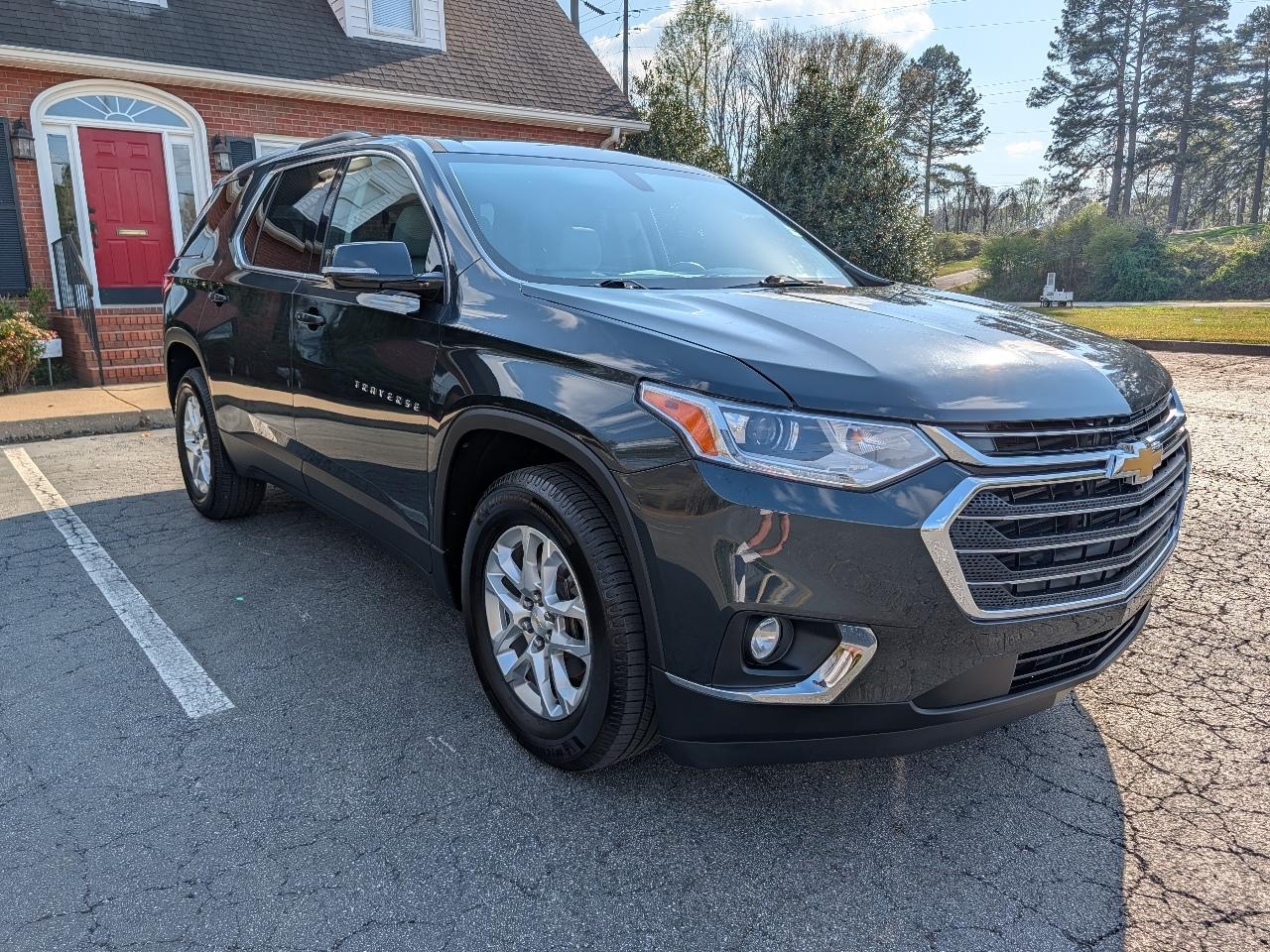 Chevrolet Traverse FWD 4dr LT Cloth w/1LT 2018