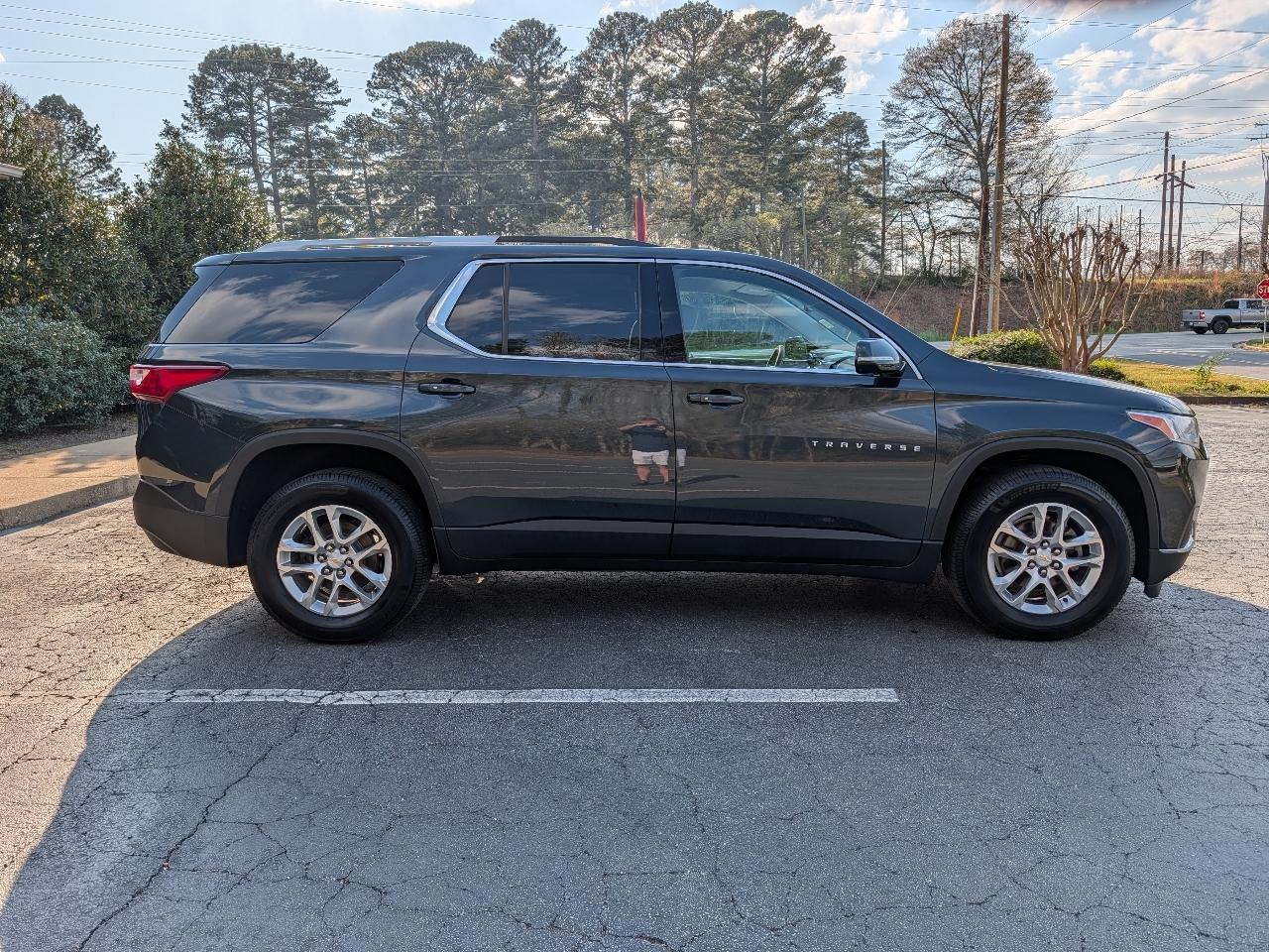 Chevrolet Traverse FWD 4dr LT Cloth w/1LT 2018
