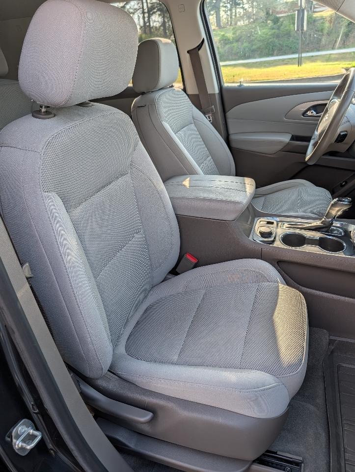 Chevrolet Traverse FWD 4dr LT Cloth w/1LT 2018