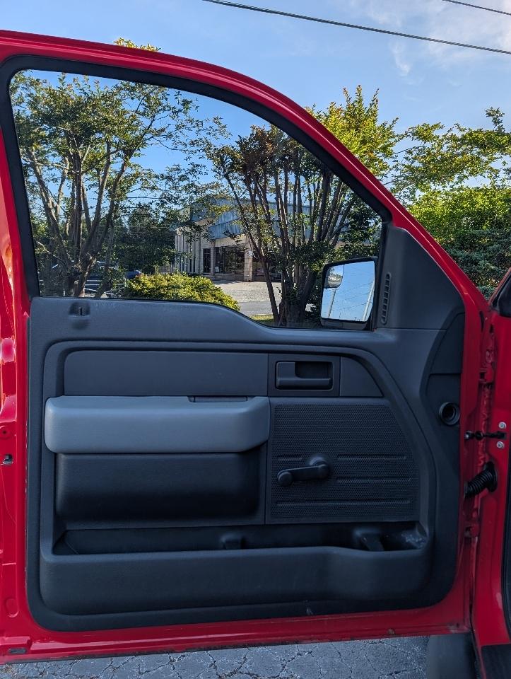 Ford F-150 4WD Reg Cab 126" XLT 2013