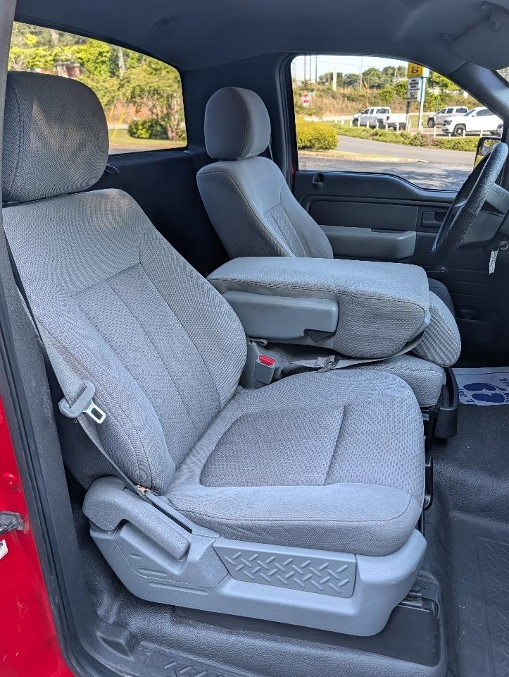 Ford F-150 4WD Reg Cab 126" XLT 2013