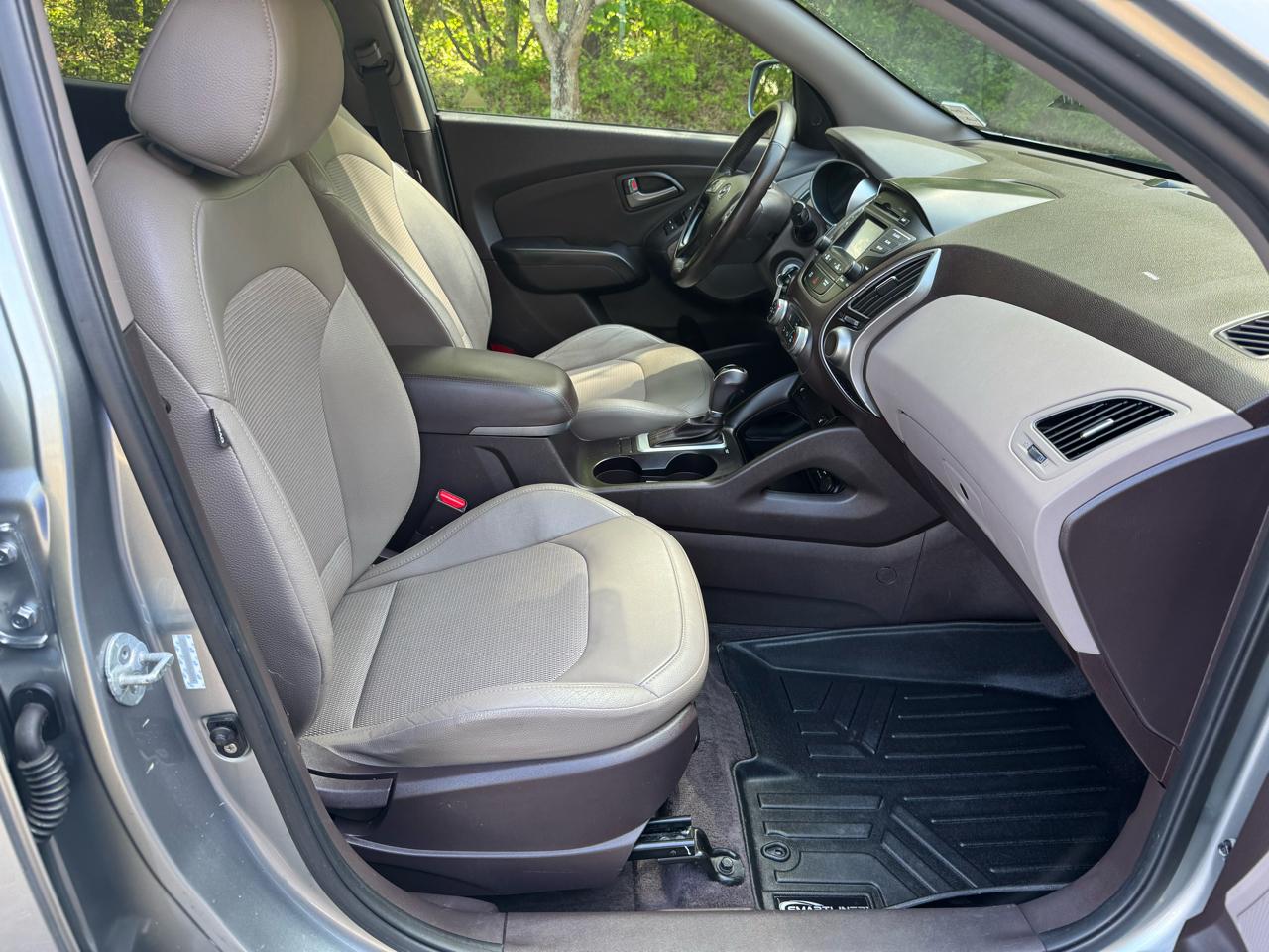 Hyundai Tucson FWD 4dr SE 2015