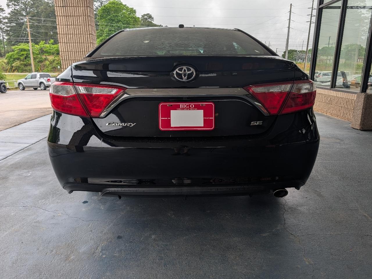 Toyota Camry 4dr Sdn I4 Auto SE w/Special Edition Pkg (Natl) 2016