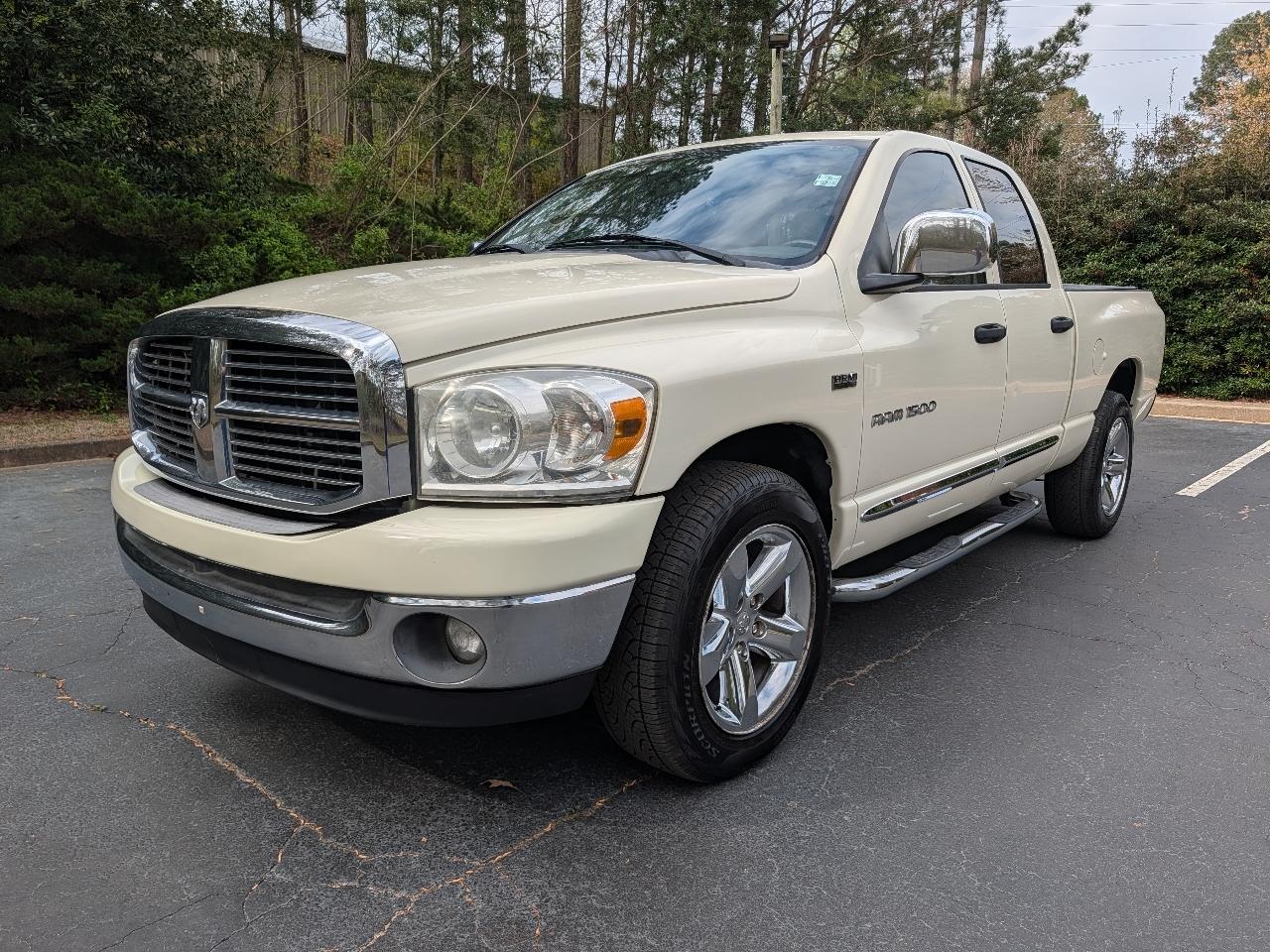 2007 Dodge Ram 1500 2WD Quad Cab 140.5" SLT