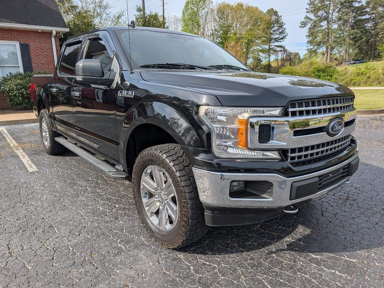 Ford F-150 4WD SuperCrew 139" XLT 2018