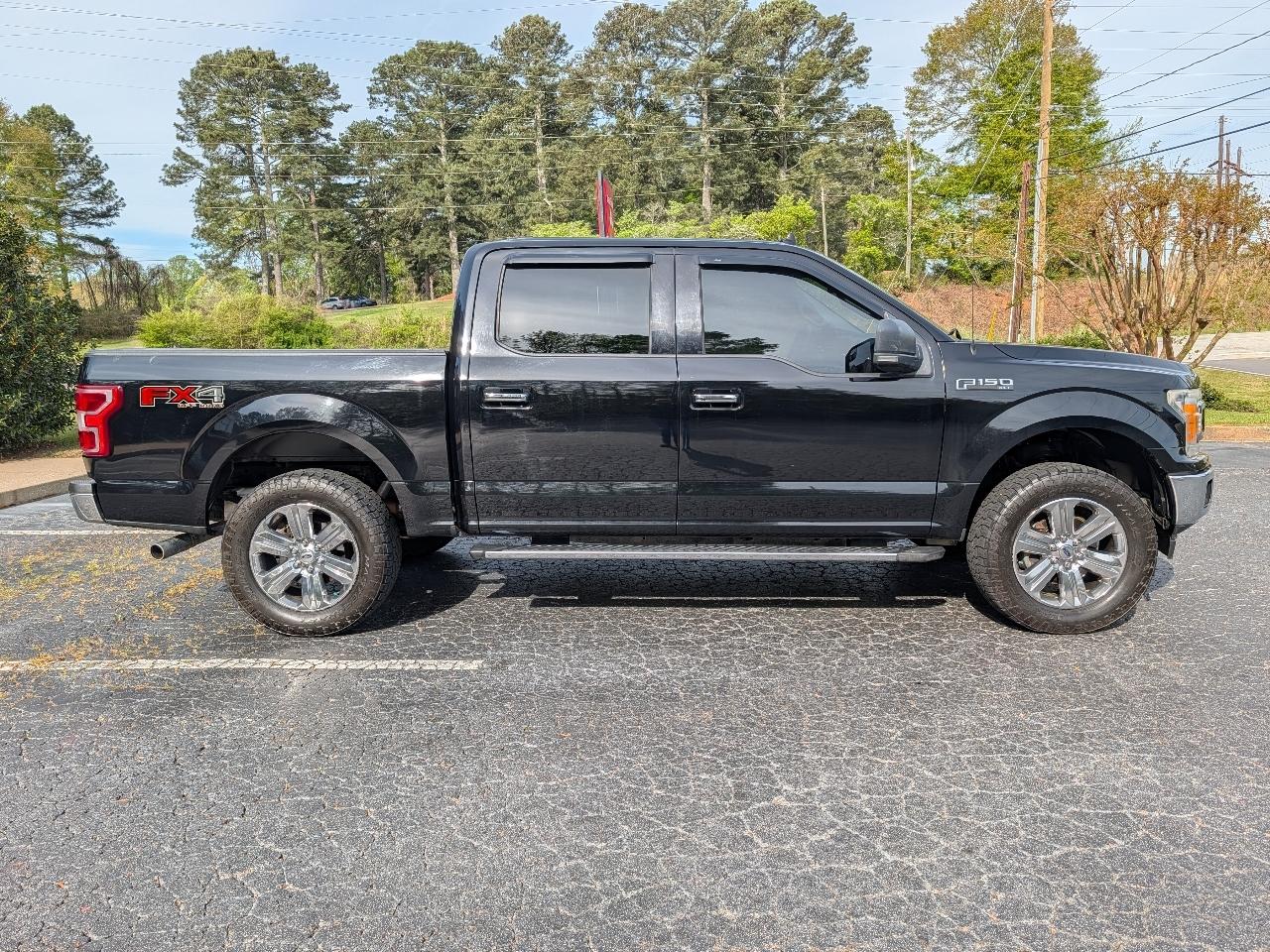 Ford F-150 4WD SuperCrew 139" XLT 2018