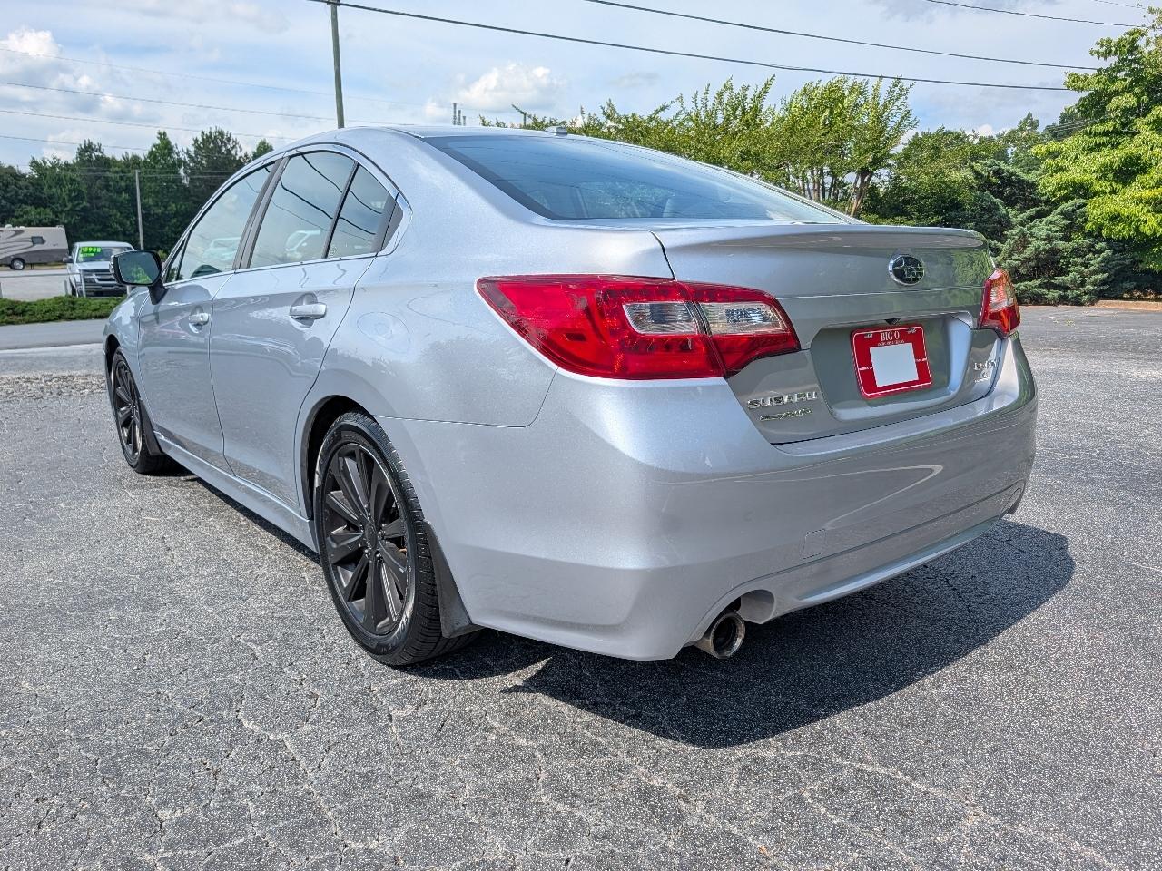 Subaru Legacy 4dr Sdn 2.5i Limited PZEV 2015