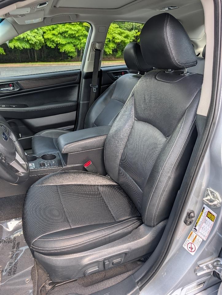 Subaru Legacy 4dr Sdn 2.5i Limited PZEV 2015