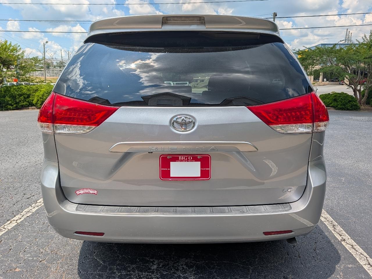 Toyota Sienna 5dr 7-Pass Van V6 LE AAS FWD (Natl) 2014