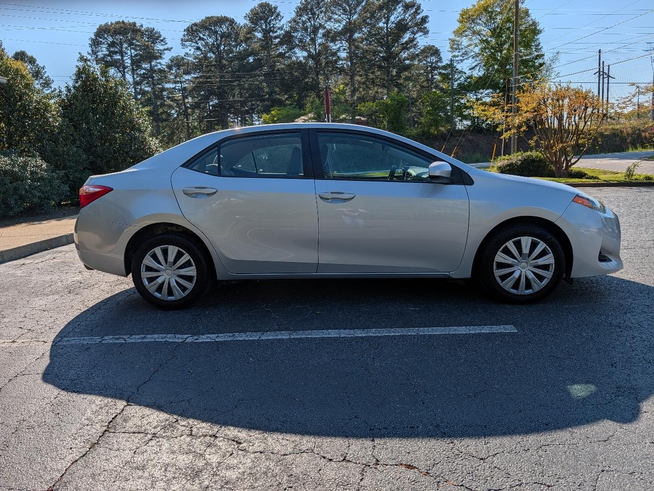 Toyota Corolla 50th Anniversary Special Edition CVT (Natl) 2017