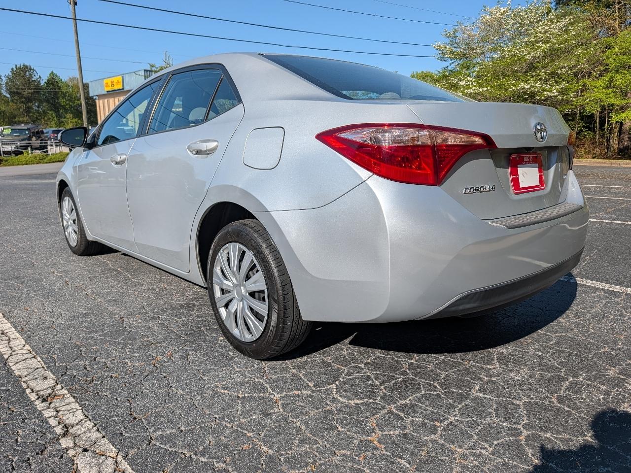 Toyota Corolla 50th Anniversary Special Edition CVT (Natl) 2017