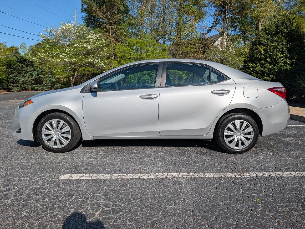 Toyota Corolla 50th Anniversary Special Edition CVT (Natl) 2017