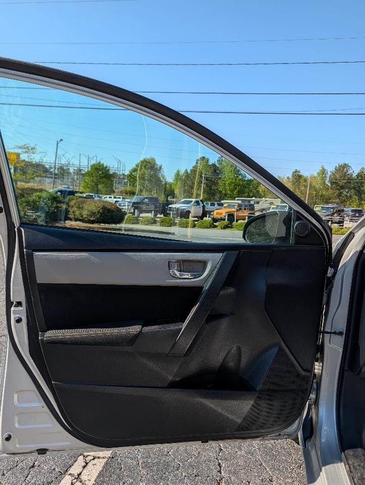 Toyota Corolla 50th Anniversary Special Edition CVT (Natl) 2017