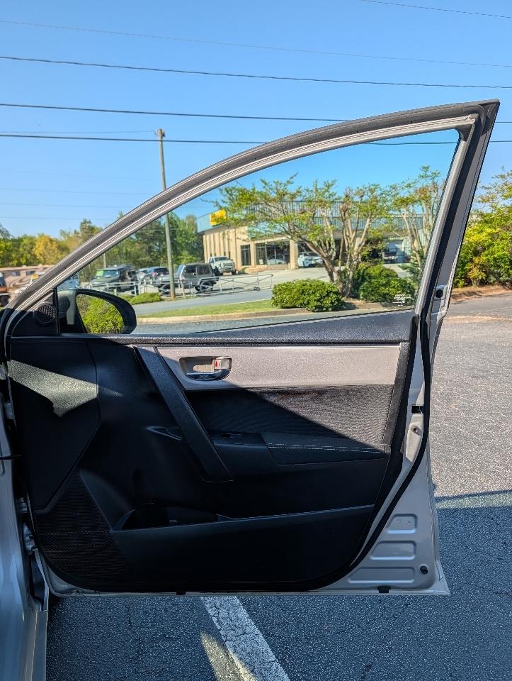 Toyota Corolla 50th Anniversary Special Edition CVT (Natl) 2017