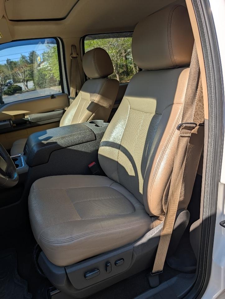 Ford Super Duty F-250 SRW 4WD Crew Cab 172" Platinum 2016