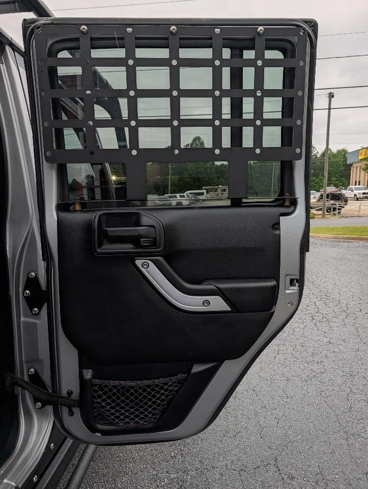 Jeep Wrangler Unlimited 4WD 4dr Rubicon 2014