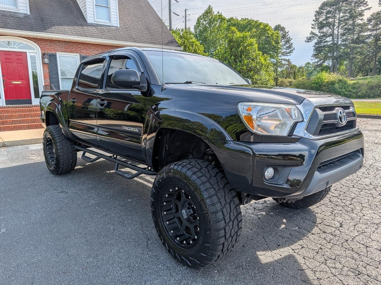 Toyota Tacoma 4WD Double Cab V6 MT (Natl) 2013