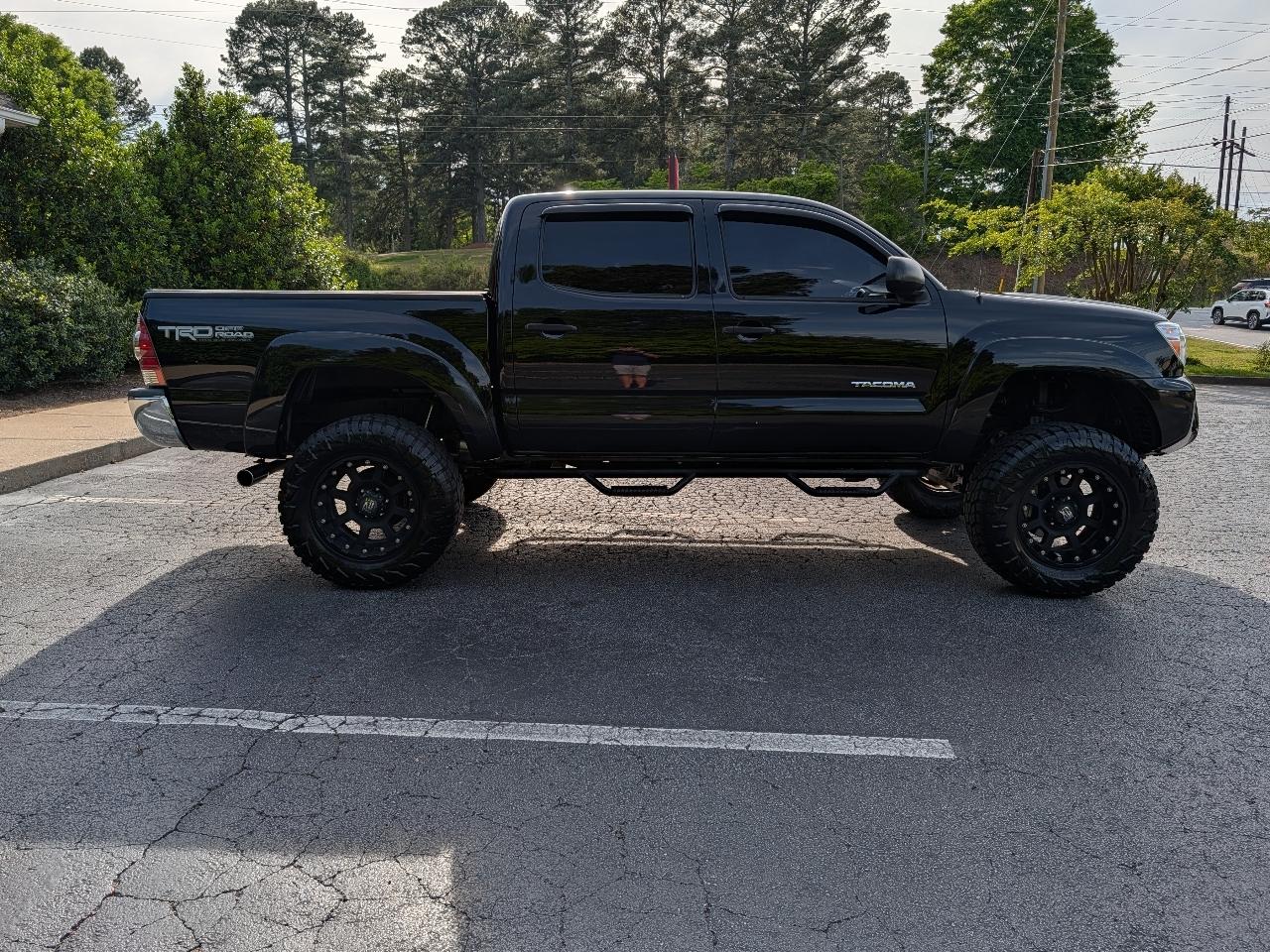 Toyota Tacoma 4WD Double Cab V6 MT (Natl) 2013