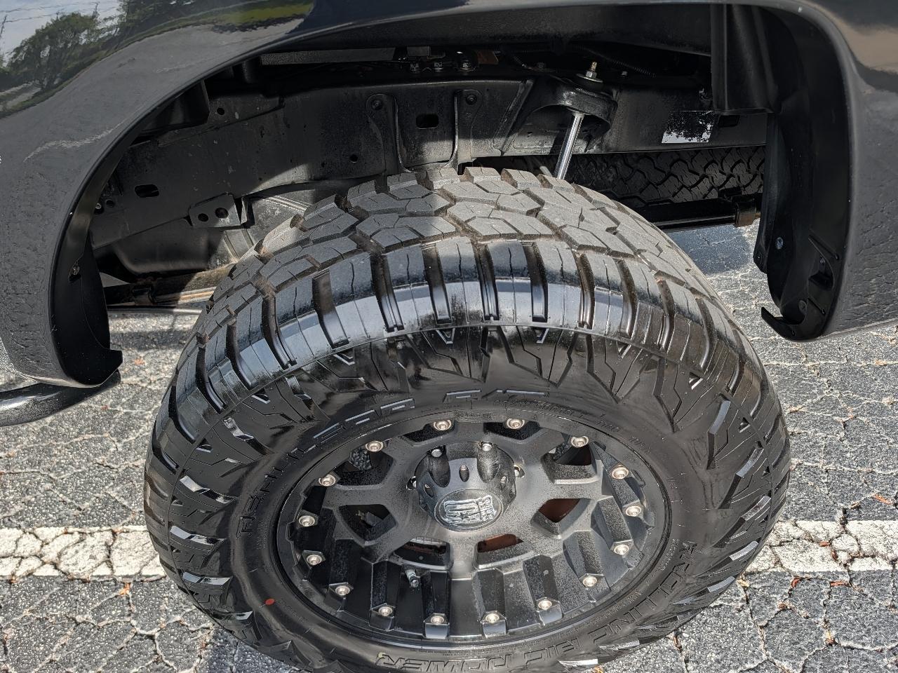 Toyota Tacoma 4WD Double Cab V6 MT (Natl) 2013