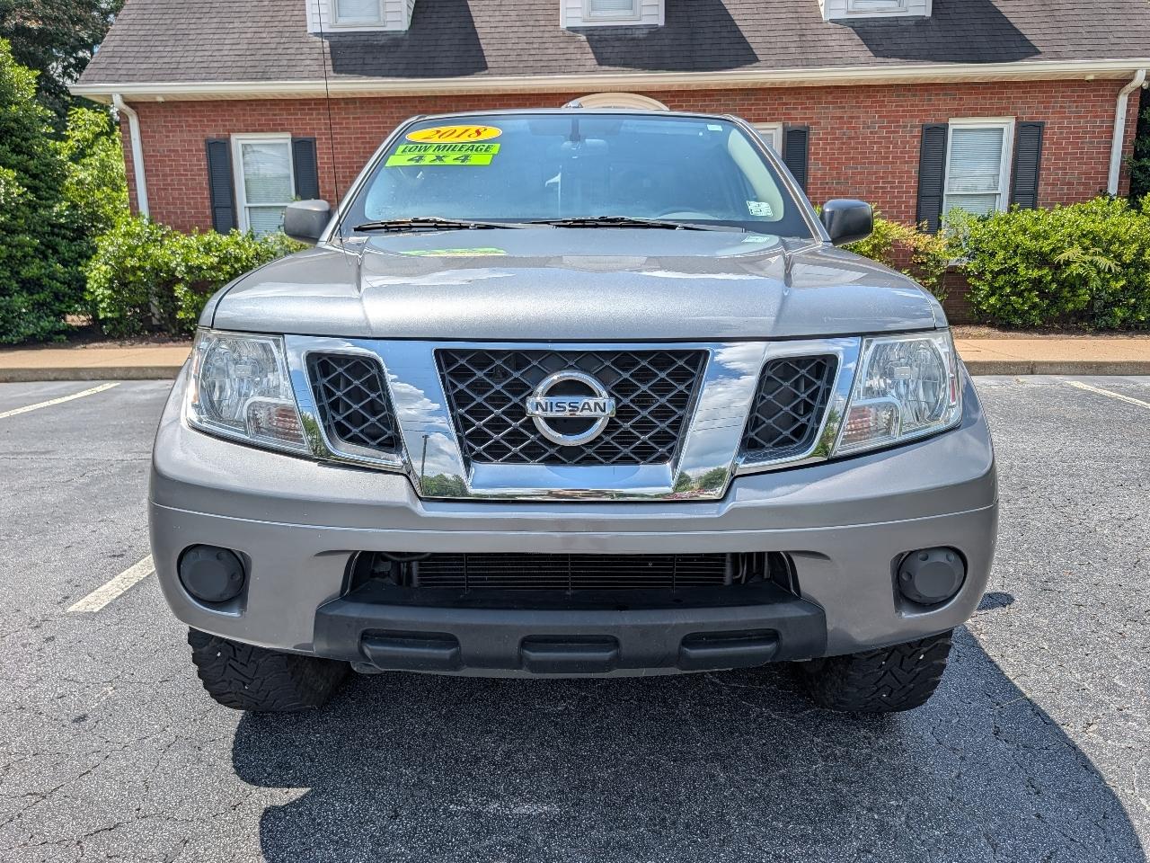 Nissan Frontier King Cab 4x4 SV V6 Auto 2018