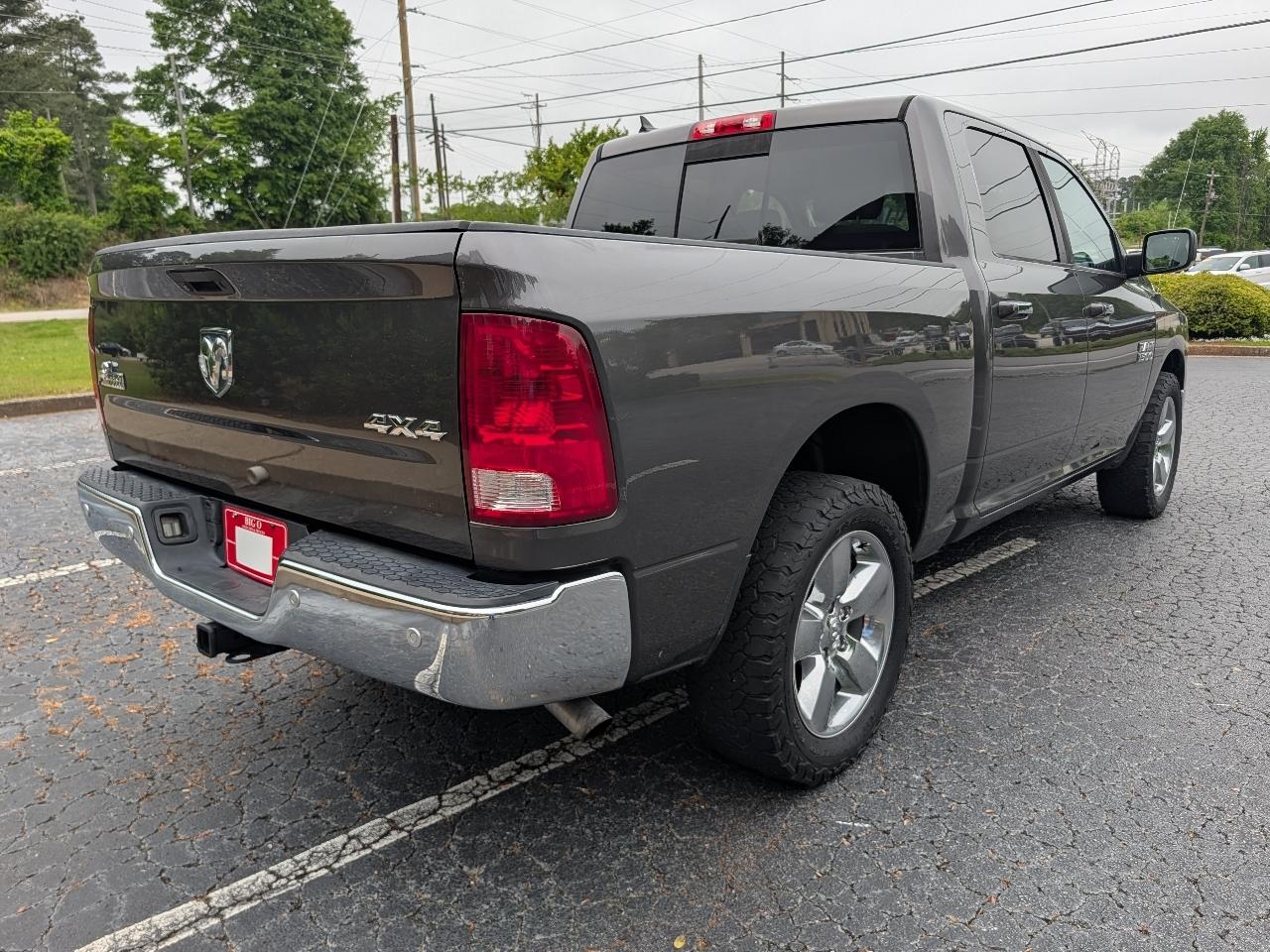 RAM 1500 4WD Crew Cab 140.5" Big Horn 2016
