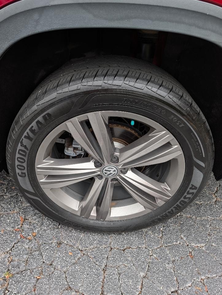 Volkswagen Atlas 3.6L V6 SE w/Technology FWD 2018