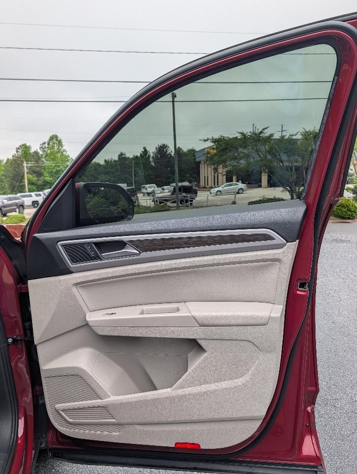 Volkswagen Atlas 3.6L V6 SE w/Technology FWD 2018