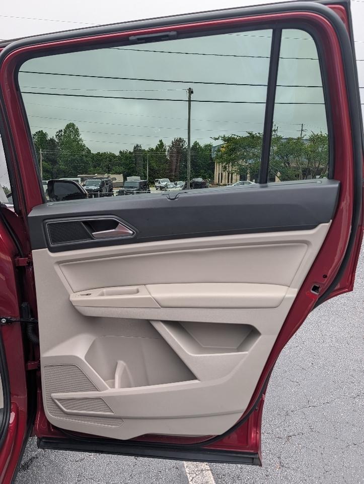 Volkswagen Atlas 3.6L V6 SE w/Technology FWD 2018