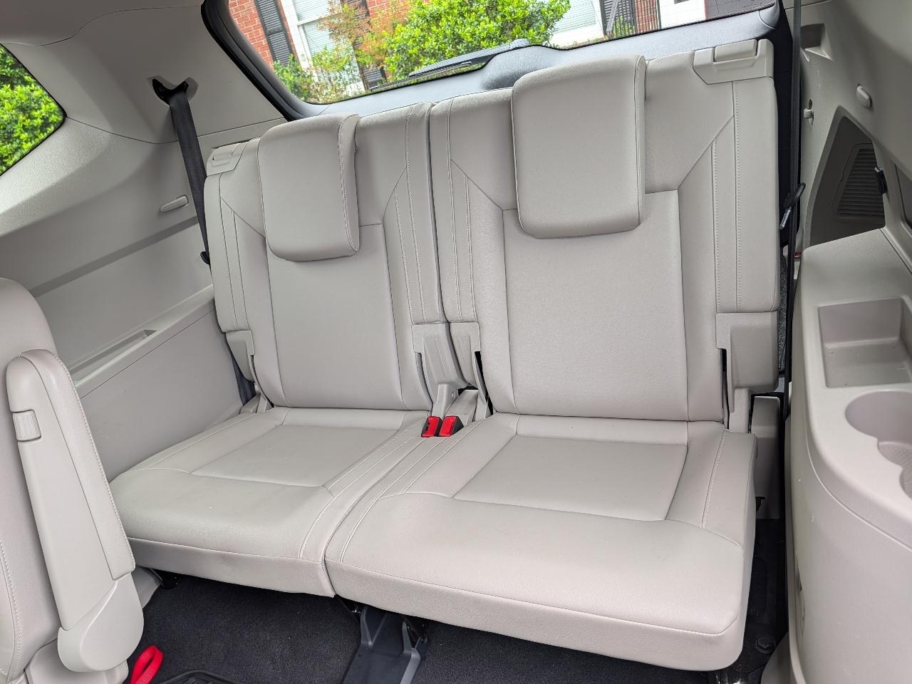 Volkswagen Atlas 3.6L V6 SE w/Technology FWD 2018