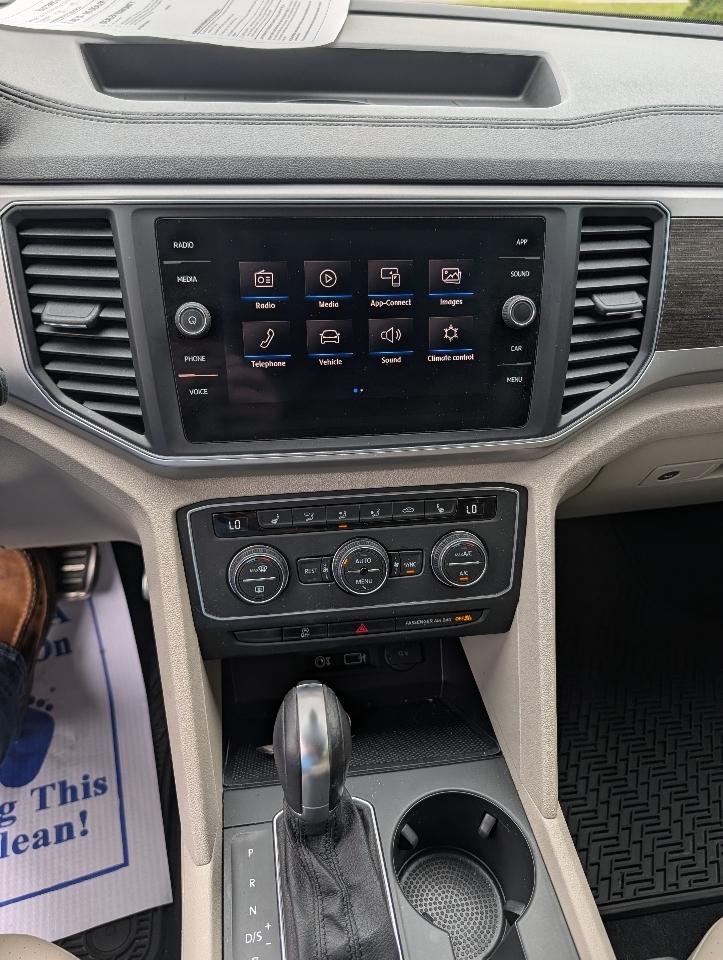 Volkswagen Atlas 3.6L V6 SE w/Technology FWD 2018