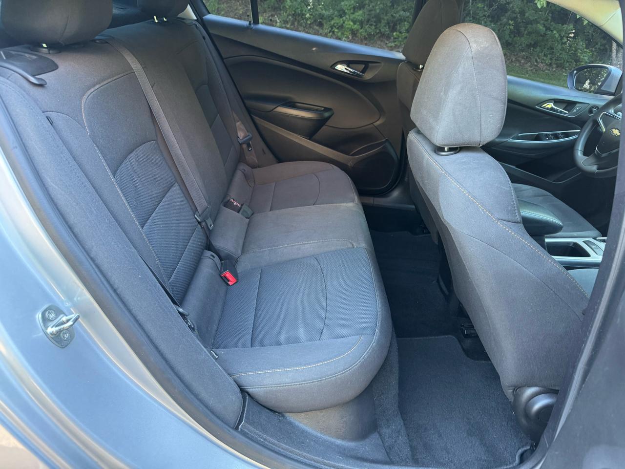 Chevrolet Cruze 4dr Sdn 1.4L LS w/1SB 2017