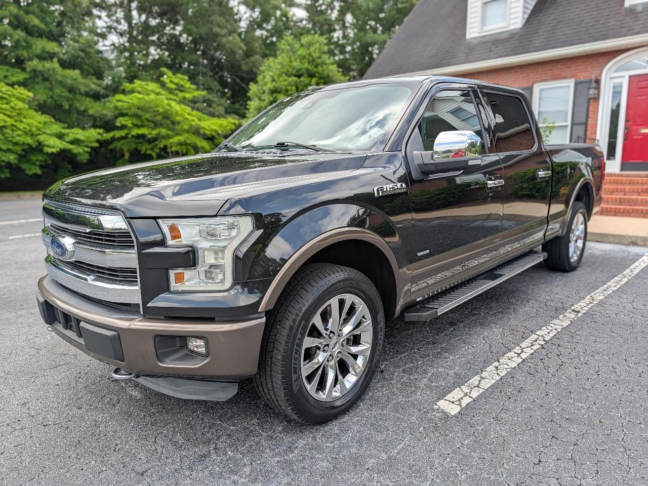 Ford F-150 4WD SuperCrew 157" Lariat w/HD Payload Pkg 2015