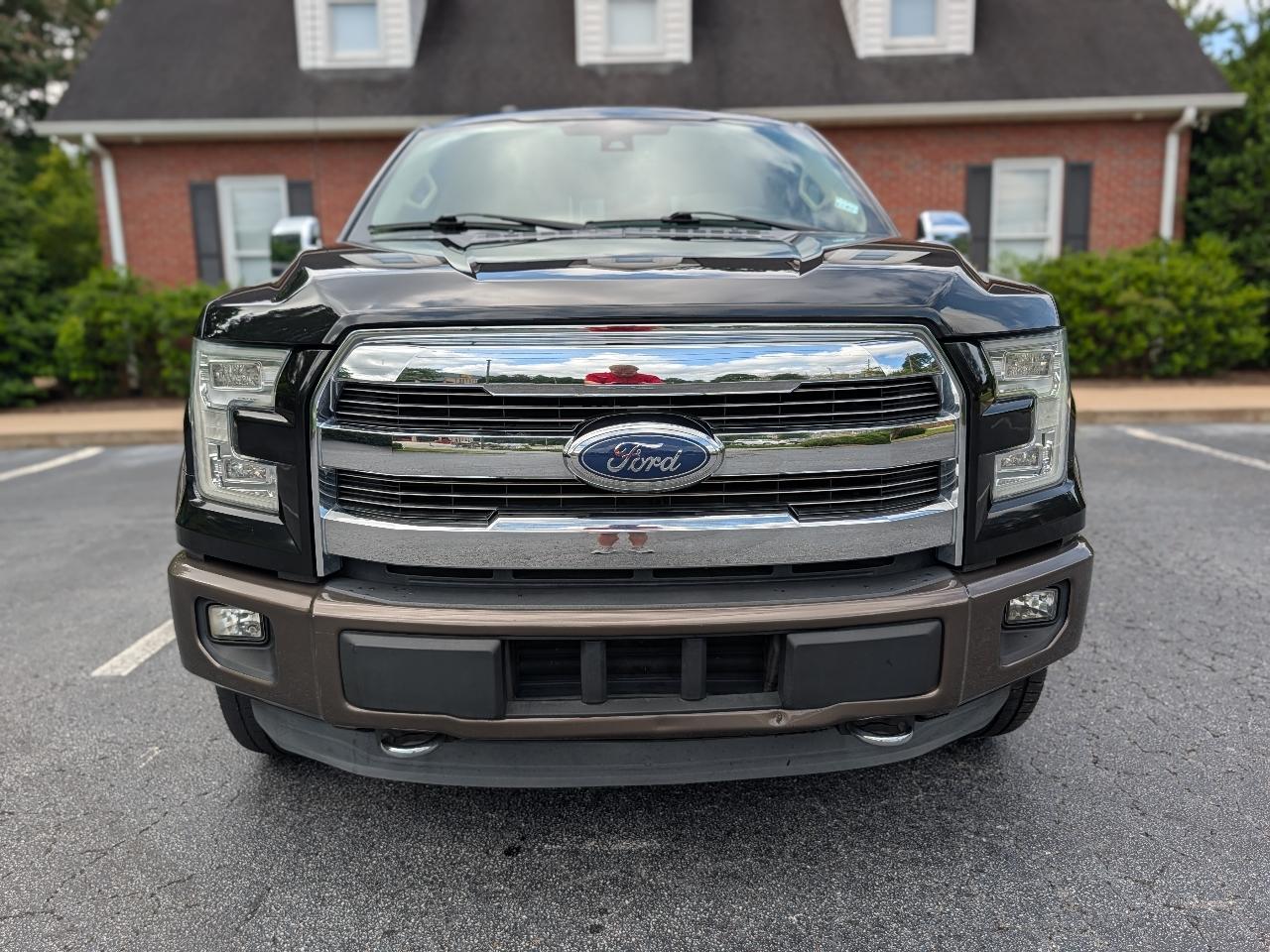 Ford F-150 4WD SuperCrew 157" Lariat w/HD Payload Pkg 2015