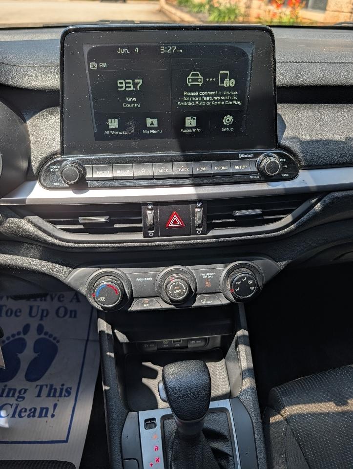 Kia Forte LXS IVT 2020