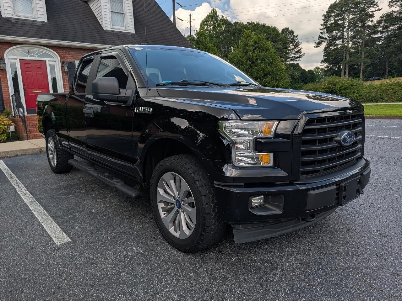 Ford F-150 Lariat 4WD SuperCab 8' Box 2017
