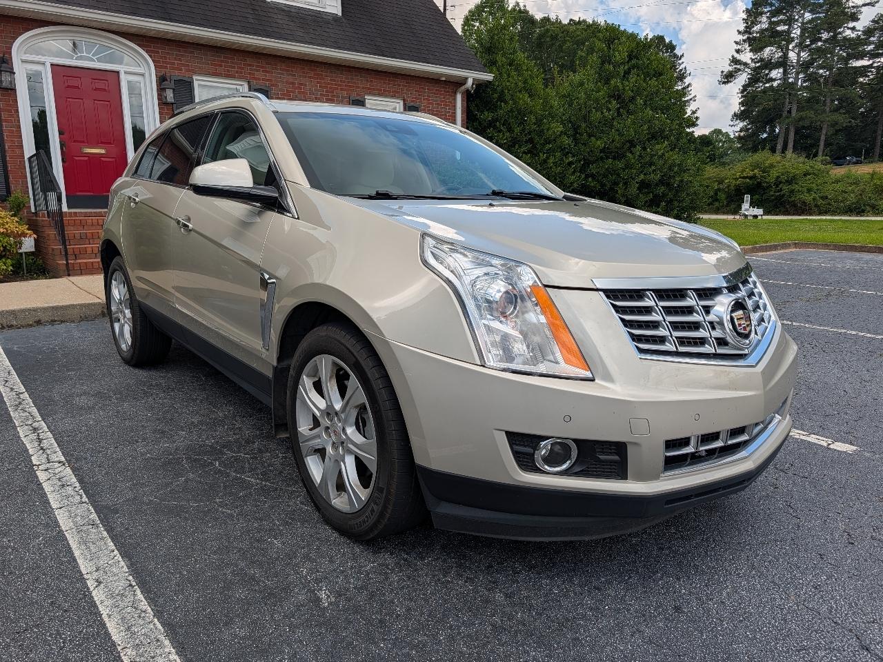 Cadillac SRX FWD 4dr Performance Collection 2016