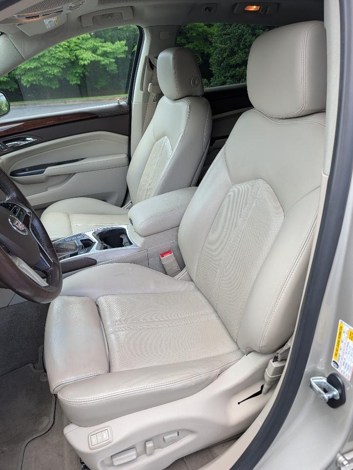 Cadillac SRX FWD 4dr Performance Collection 2016