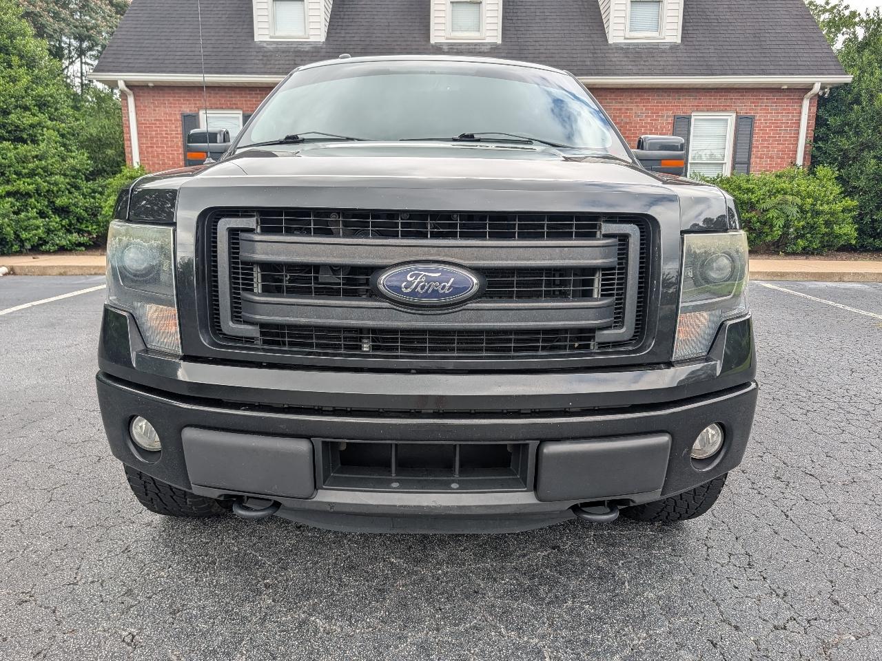 Ford F-150 4WD SuperCrew 145" XL 2014