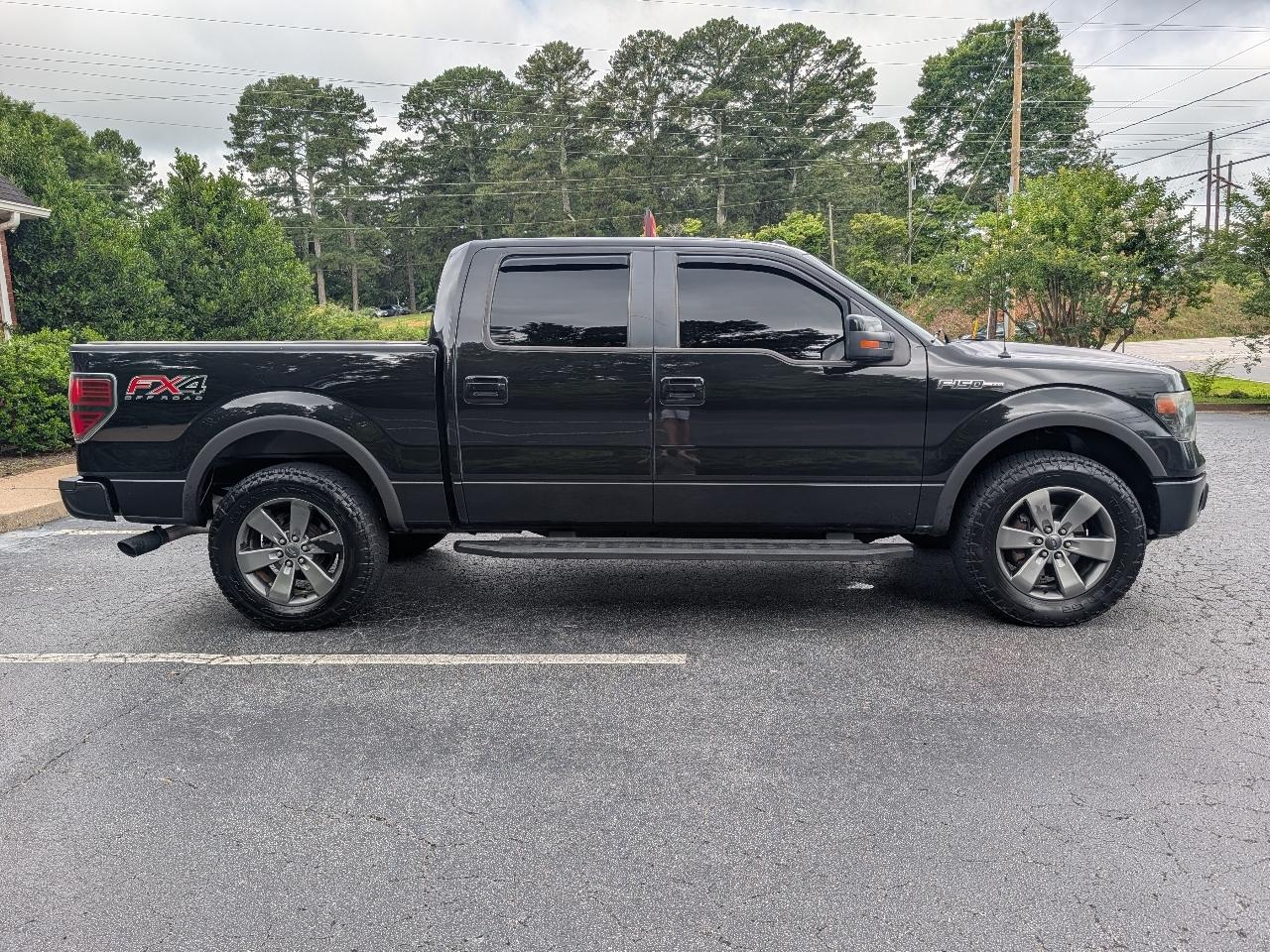 Ford F-150 4WD SuperCrew 145" XL 2014
